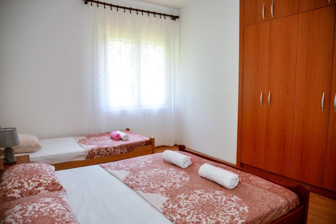 Apartment Nikola Kotor Eksteriør bilde