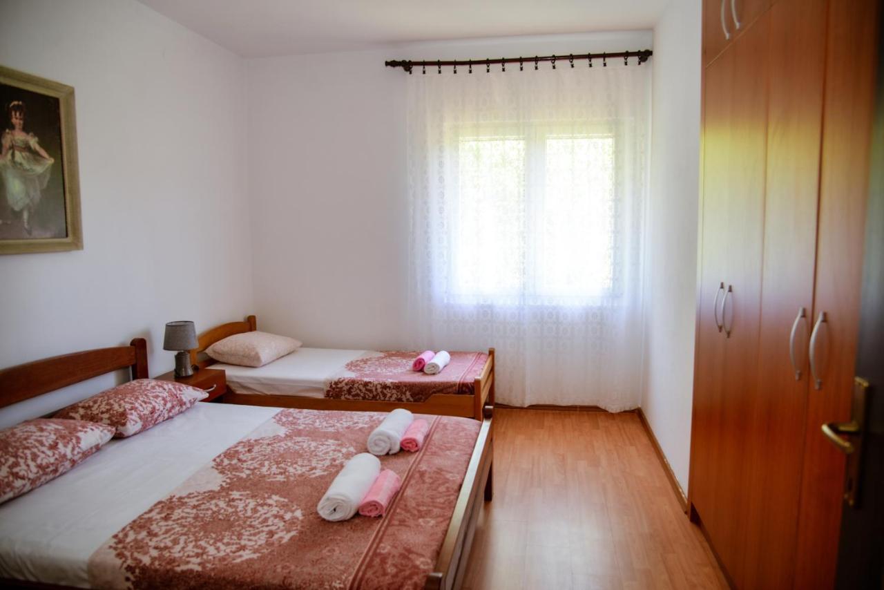Apartment Nikola Kotor Eksteriør bilde