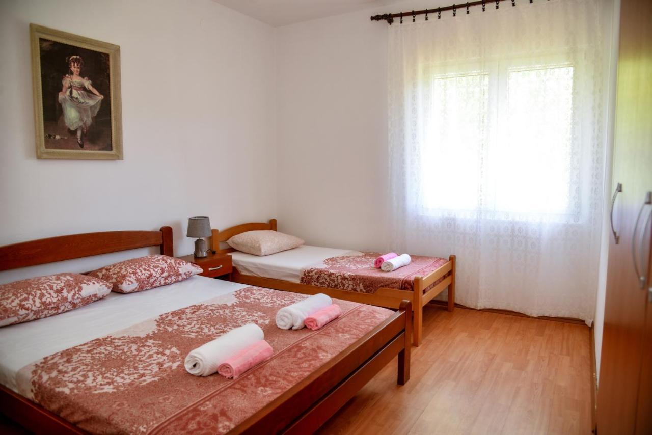 Apartment Nikola Kotor Eksteriør bilde